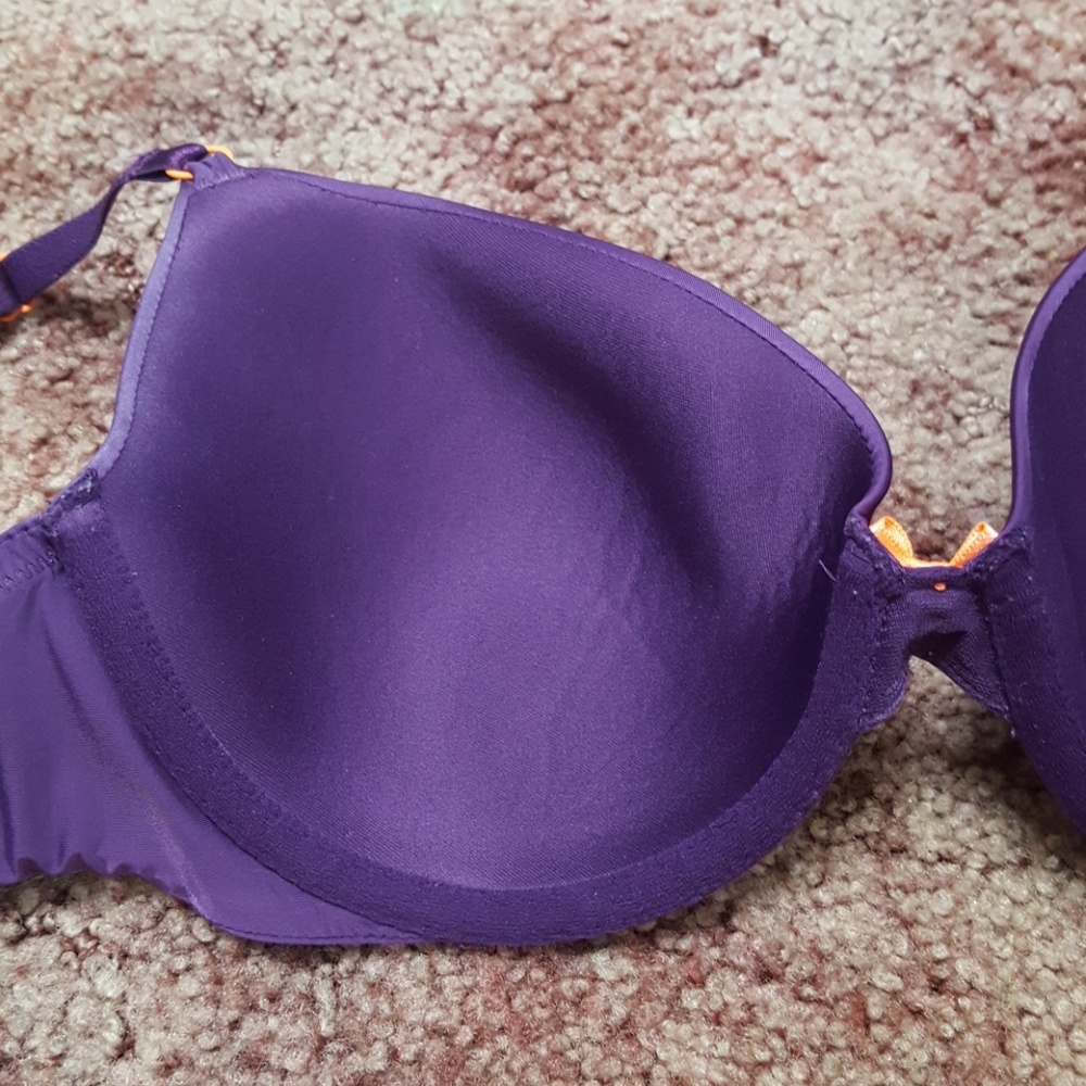 NEW VICTORIA'S SECRET 32DD DEMI NEW PURPLE BRA - Picture 7 of 7